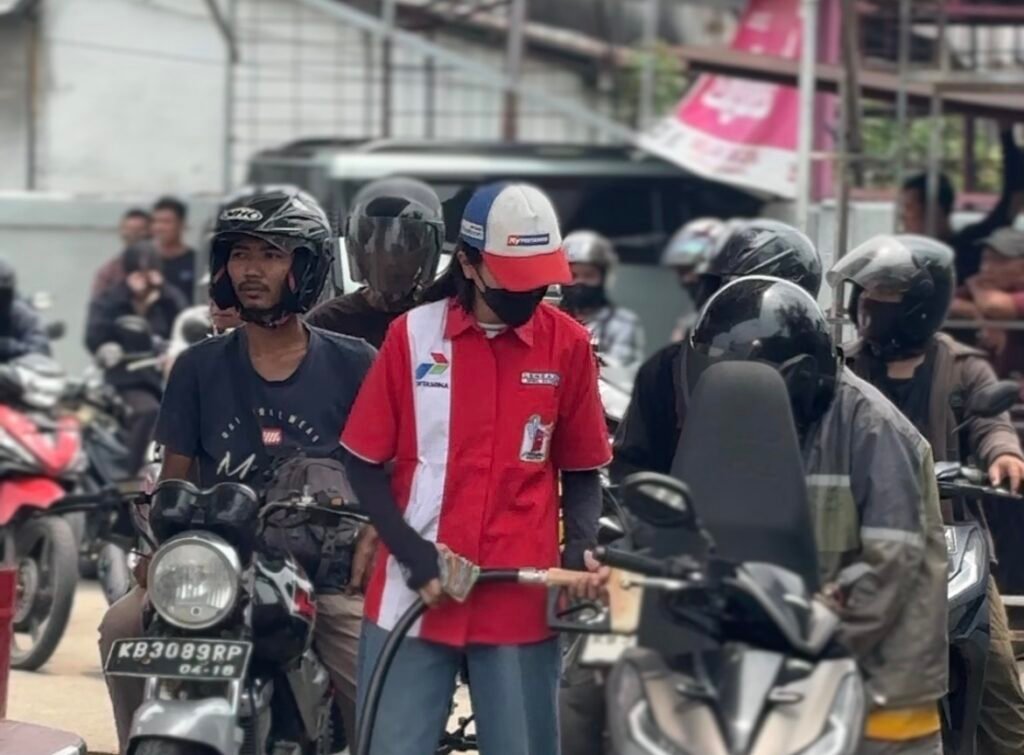 Dinilai Efektif, Pemkab Sintang Kembali Berlakukan Sistem Ganjil-Genap di Sejumlah SPBU