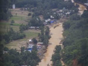 Banjir Rendam 5 Kecamatan di Kapuas Hulu, Ribuan Warga Mengungsi
