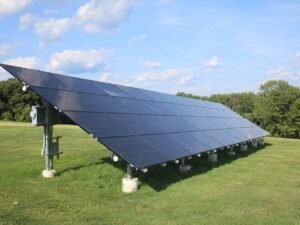Pemerintah Dorong Adopsi Energi Terbarukan untuk Pusat Data
