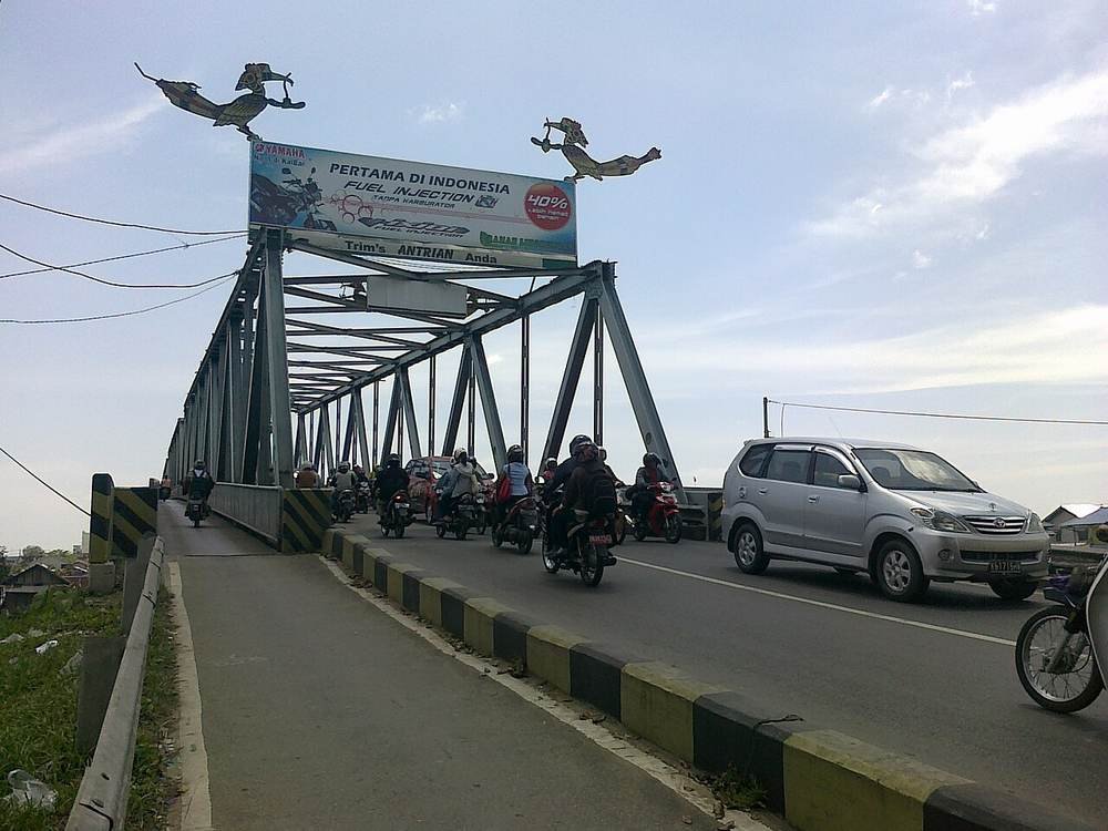 Presiden Resmikan Proyek Infrastruktur Strategis di Kalimantan Barat